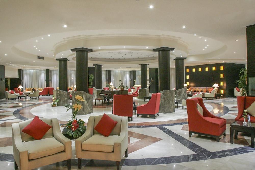 Helnan Royal Palestine Hotel - Montazah Gardens 亚历山大港 外观 照片 Lobby of the Hilton Luxor