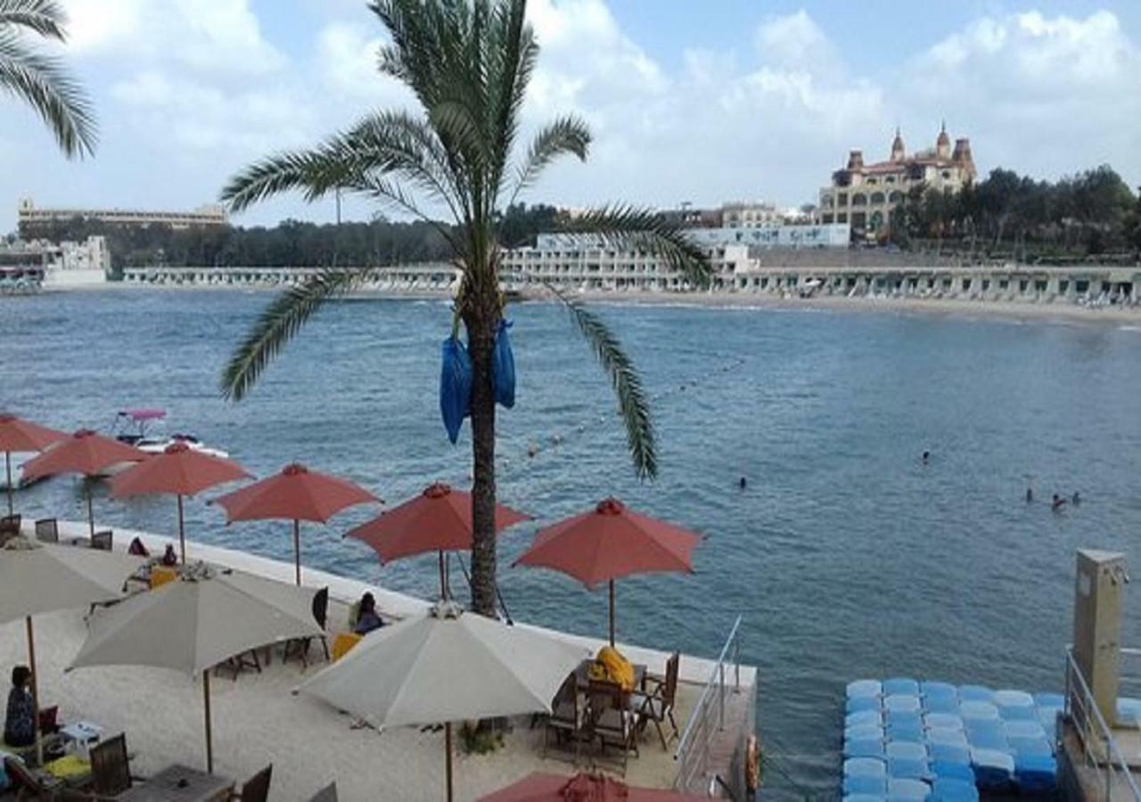 Helnan Royal Palestine Hotel - Montazah Gardens 亚历山大港 外观 照片 View of the beach