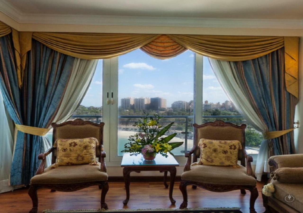 Helnan Royal Palestine Hotel - Montazah Gardens 亚历山大港 外观 照片 A view of the Nile from the suite